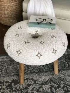 چهارپایه آسان DIY ساخته شده از یک میز قدیمی