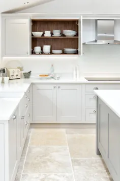 آشپزخانه شیکر سفید و خاکستری