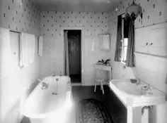 حمام دهه 1920