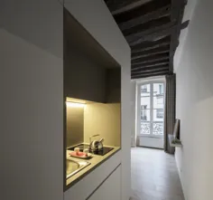 این حداقل 16 متر مربع آپارتمان در پاریس یکپارچه به یک فضای کاری تبدیل می شود