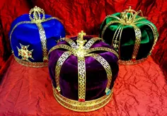 تاج های سلطنتی پادشاه هنری هشتم، تاج های بزرگ طلایی و مخملی به سبک سلطنتی