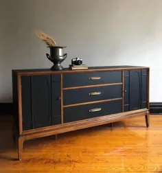 Black and Wood Mid Century Modern Credenza // کنسول رسانه Vintage Modern // Refinished Mid Century Dre
