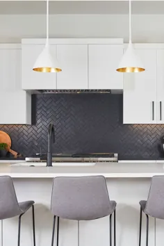 Amazon.com: کابینت های آشپزخانه سیاه و سفید - 4 ستاره و بالاتر / مبلمان: خانه و آشپزخانه