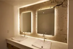 8 دلیل که چرا باید در حمام خود دارای یک آینه با نور پس زمینه باشید