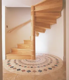 پله های مارپیچی چوبی سفارشی - مارپیچ و ریخته گری بریتانیا