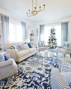 آماده شدن یک اتاق نشیمن آبی و سفید برای کریسمس - مزرعه Thistlewood