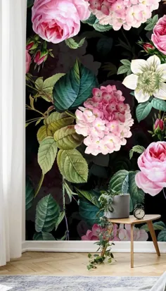 با این چاپ آبرنگ زیبا طرح کاغذ دیواری گلدار کلاسیک را به اتاق خواب خود بیاورید