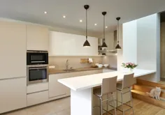 White and Cream Kitchen - بازسازی فضای زندگی در بروکسل توسط