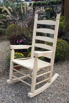 نحوه رنگ آمیزی صندلی گهواره ای چوبی در خارج |  Hunker