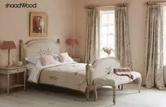 سرویس خواب زیبا 🌹
این سرویس شامل تخت و پاتختی و البته پاف هست 👌

@shaad.wood
@shaad.wood
@shaad.wood 

#شادوود_سرویس_خواب #جهیزیه_عروس #پاتختی #فرش #صندلی #پاف #پارچه_گلدار 
#decor