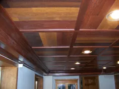 سقف زیرزمینی چوبی با نورپردازی مدرن