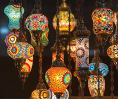 نگاه کنید: لامپها و نورپردازی مراکش