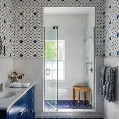 کاشی کف حمام به سبک مراکشی آبی با دستشویی آبی - معاصر - حمام